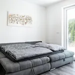 Imperial Apartment *